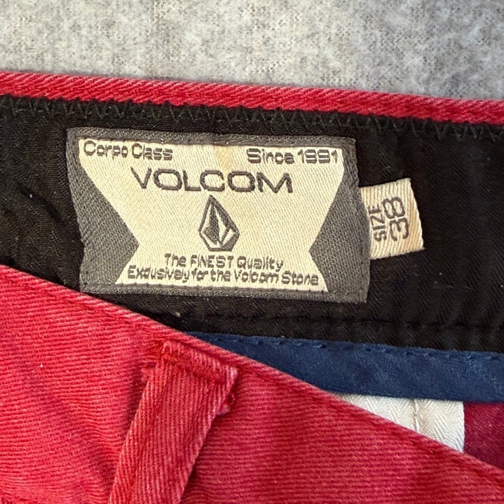 Volcom Vmonty Shorts Mens 38 Red Chino Skate A09313S2 - Picture 4 of 14